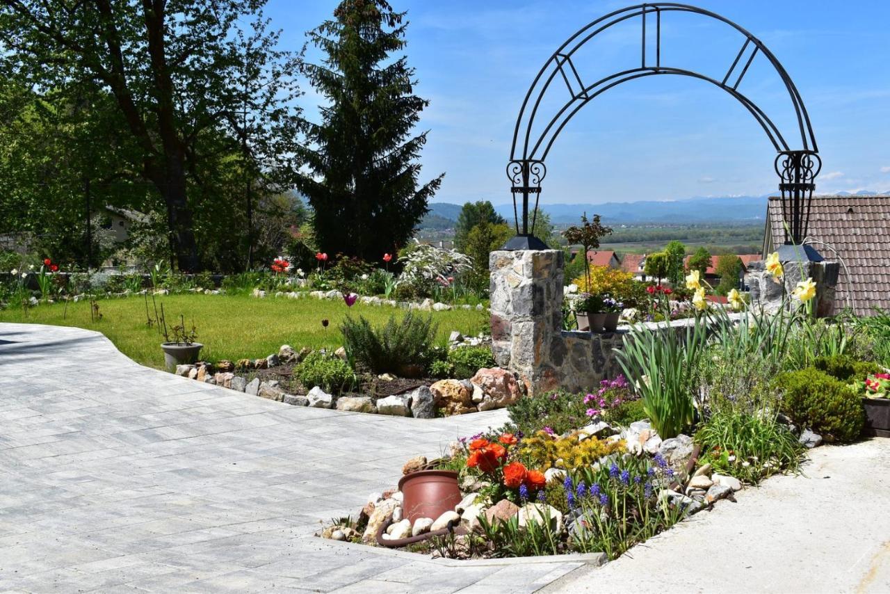 Apartmaji Lejardin Škofljica Εξωτερικό φωτογραφία